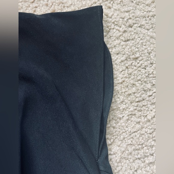 Cazinc The Label Sierra Twist Top: Black - Picture 7 of 10